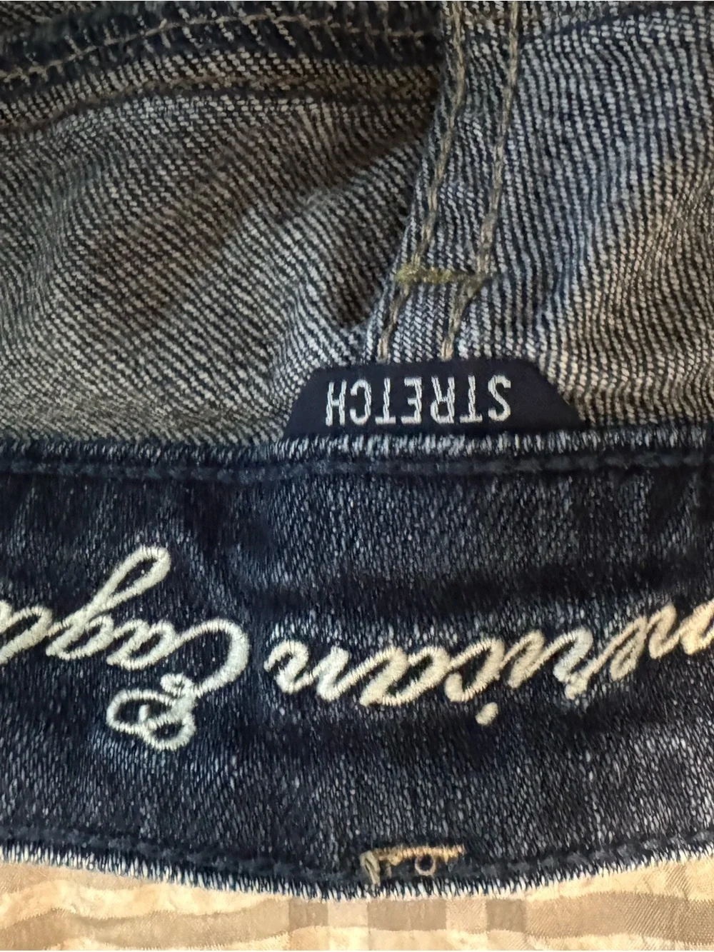 American Eagle Outfitters Women’s Dark Blue Denim Jean Shorts - Picture 3 of 4